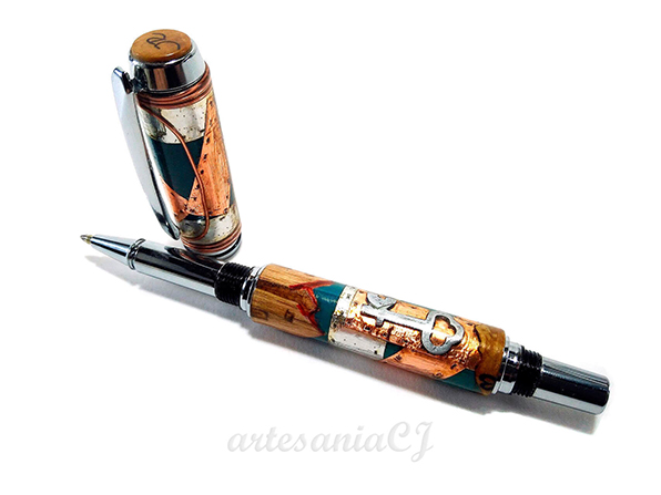 Bolígraf artesà de fusta exòtica amb acabat setinat